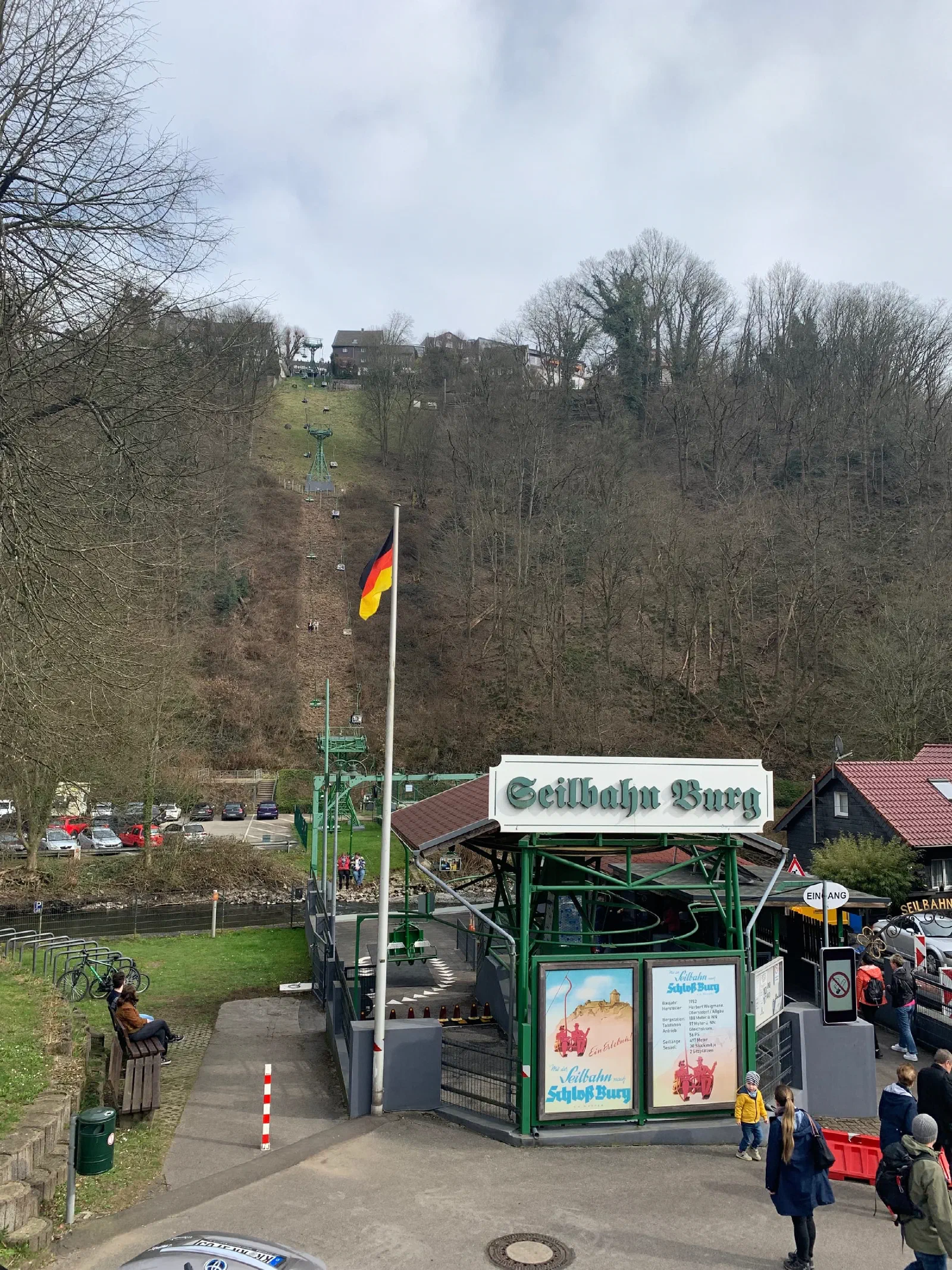 Talstation der Seilbahn